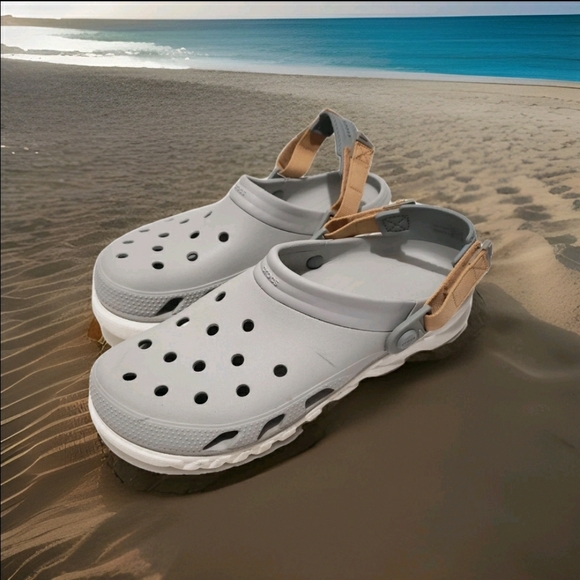 Crocs SLASH DUET MAX CLOG Gray Mens Size 10 Women's Size 12 Well Maintained, - Picture 1 of 9